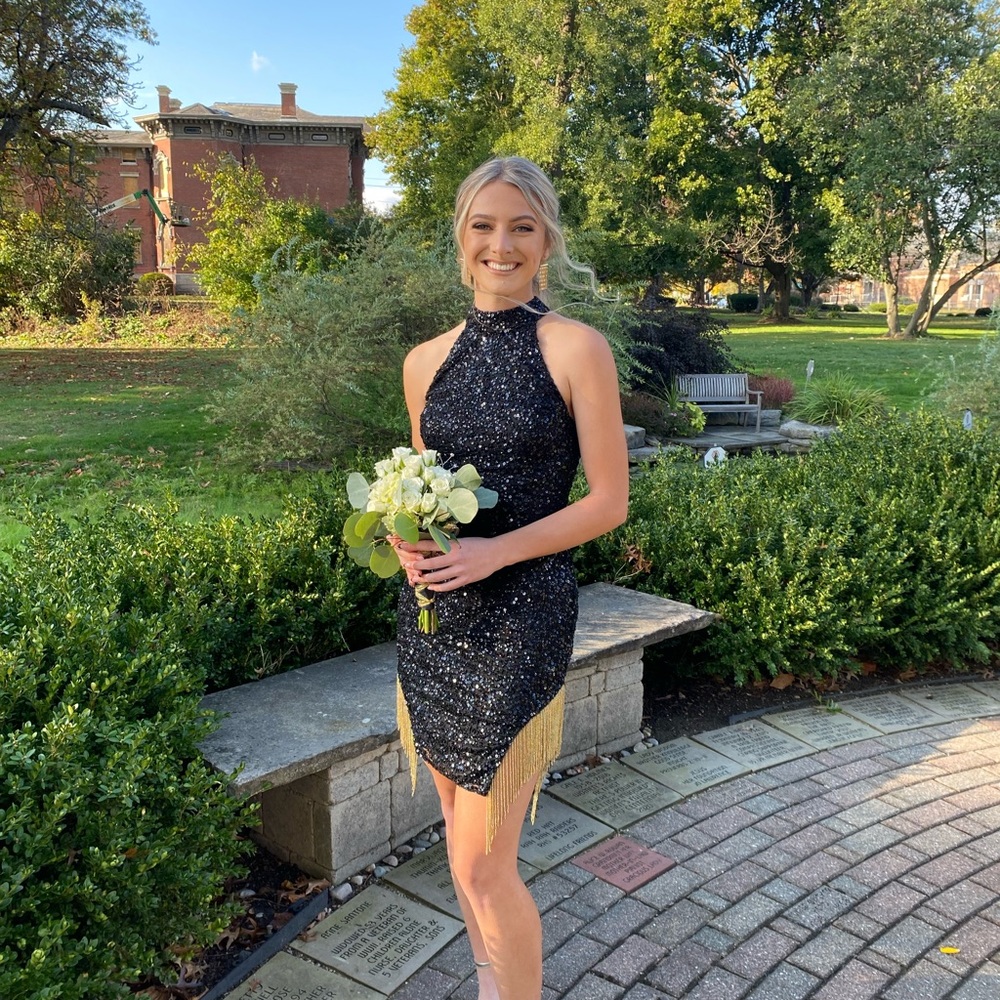 Black Sleeveless Halter Neck Mini Homecoming Dress